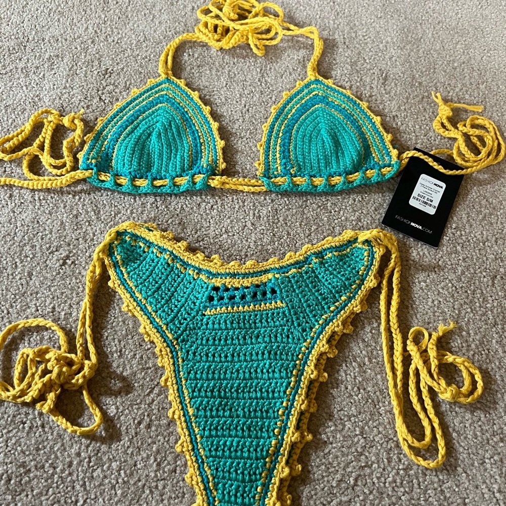 Fashion Nova Crochet Bikini Top and Bottom - New With Tags